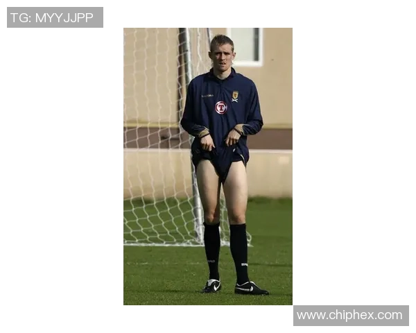 足球明星杀猪刀背后的故事与传奇瞬间揭秘